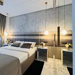 First * Mamaia