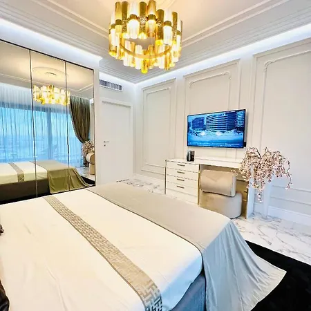 First Apartament Mamaia